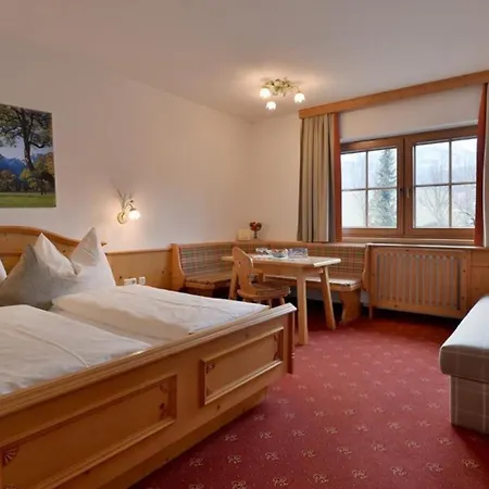 Gaestehaus Brantlhof Und In בית הארחה Going am Wilden Kaiser