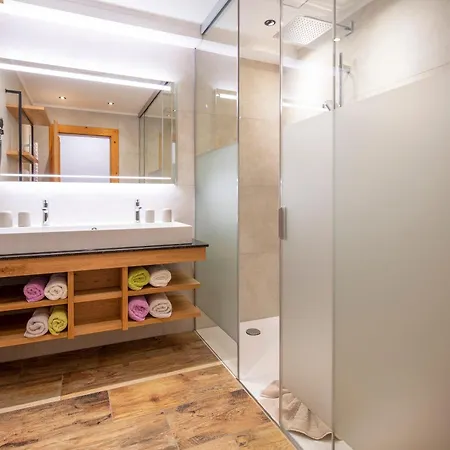 Gaestehaus Brantlhof Und In 3*